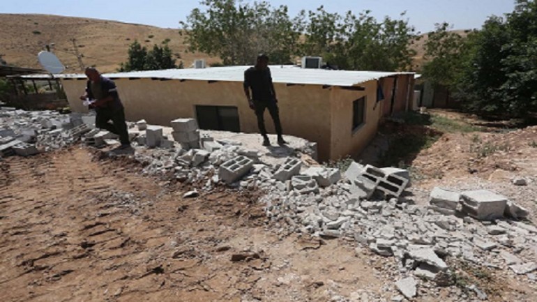 Palestinians-inspect-the-rubble-of-a-house-after-demolished-due-to-allegedly-unlicensed-construction-by-Israeli-forces-in-Furush-Beit-Dajan-village-in-Nablus-Nedal-Eshtayah-Anadolu-Agency_copy_770x433