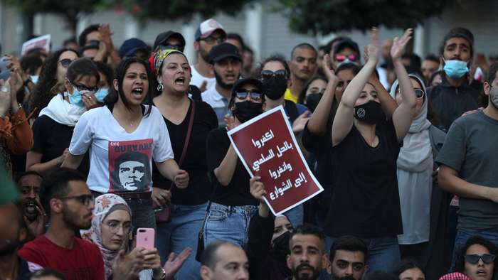 26467536-protest-trotz-angst-menschen-erheben-in-ramallah-ihre-stimme-2wL427Y0JyBI