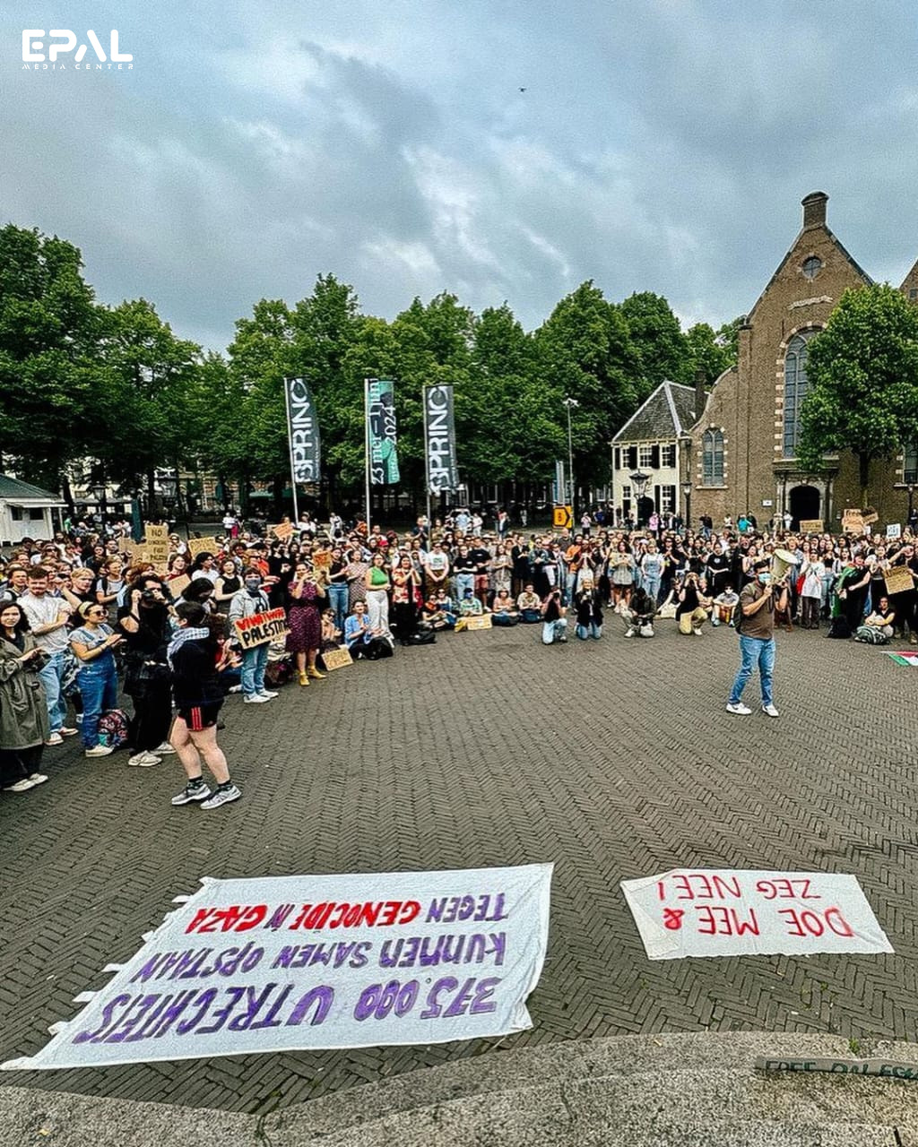 احتجاج طلابي مؤيد لغزة في جامعة أوتريخت بهولندا-03