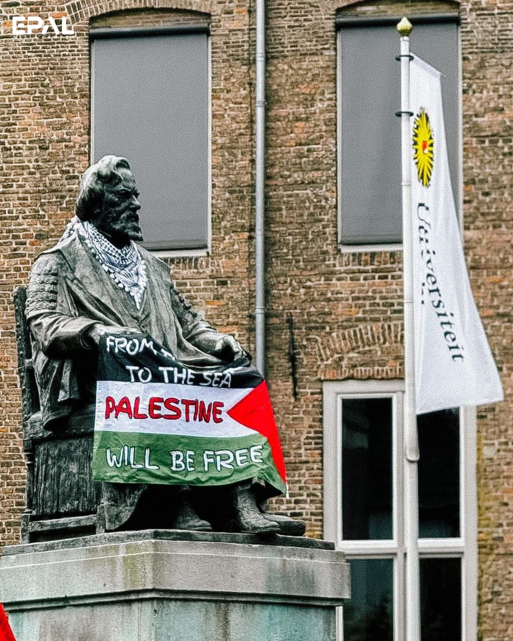 احتجاج طلابي مؤيد لغزة في جامعة أوتريخت بهولندا-04