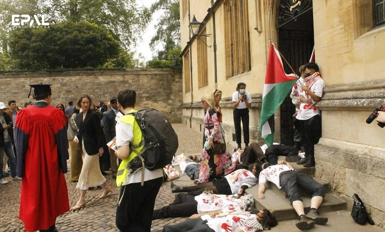 وقفة احتجاجية مناصرة لغزة في جامعة أكسفورد