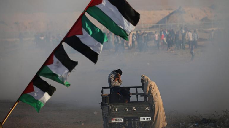 اصابة 28 فلسطيني بجروح بنيران الجيش الإسرائيلي في احتجاجات مسيرة العودة الكبرى في قطاع غزة