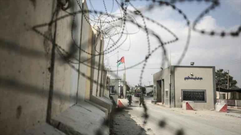 الإحتلال الإسرائيلي يقرر اغلاق معبرين حدوديين حيويين لقطاع غزة المحاصر