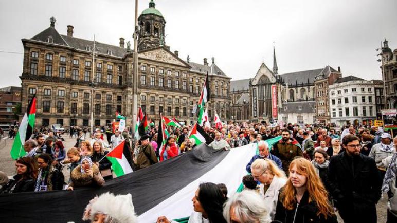 تريد المنظمات الإسرائيلية في هولندا منع المظاهرات المؤيدة لفلسطين في ساحة De Dam بأمستردام