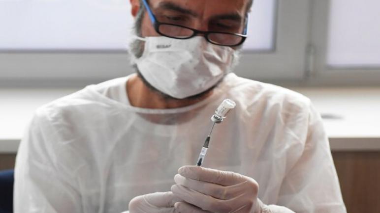 الكيان الإسرائيلي يبدأ في التطعيم بجرعة رابعة من اللقاح ضد فيروس كورونا