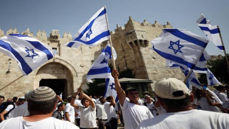 القوميون الإسرائيليون ينظمون مسيرة أعلام مثيرة للجدل في القدس الشرقية