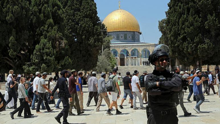 محكمة إسرائيلية تلغي أمراً صادر عن الشرطة بمنع اليهود من الصلاة في المسجد الأقصى 