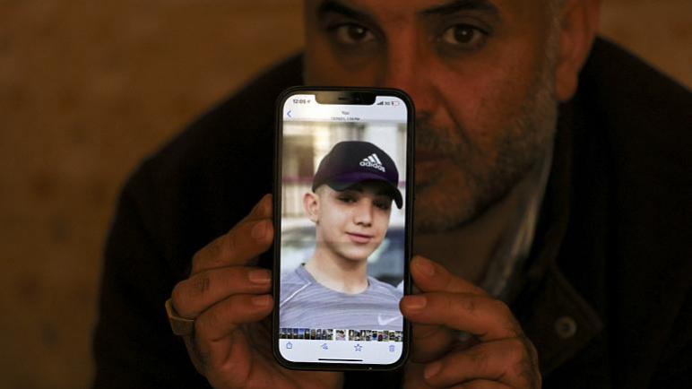 “أمل نخلة” مراهق فلسطيني مريض يحتجزه الكيان الإسرائيلي إدارياً منذ عام بدون تهمة