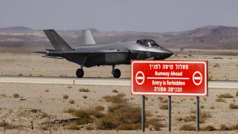 جيش الكيان الإسرائيلي يزعم إنه اعترض طائرتين مسيرتين إيرانيتين كانتا متجهتين إلى قطاع غزة