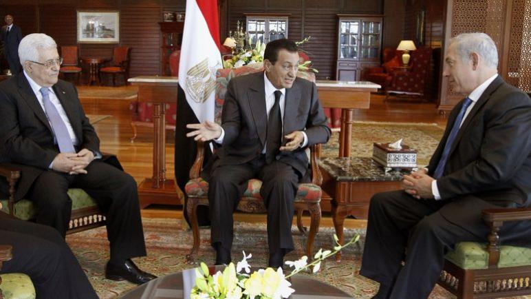 نتنياهو وعباس أشادا بدبلوماسية حسني مبارك في الشرق الأوسط