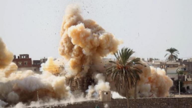 يستمر الجيش المصري في تدمير أنفاق تهريب حماس على حدود غزة